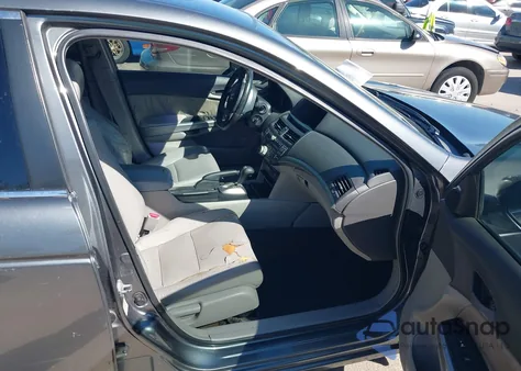 2009 Honda Accord 2.4 Ex-L z USA, uszkodzony, nr VIN 1HGCP26879A081119